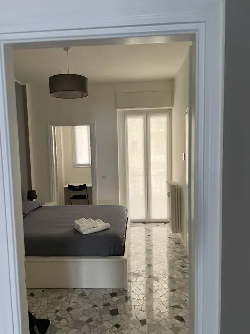 Paris Bordone House Apartment Milan