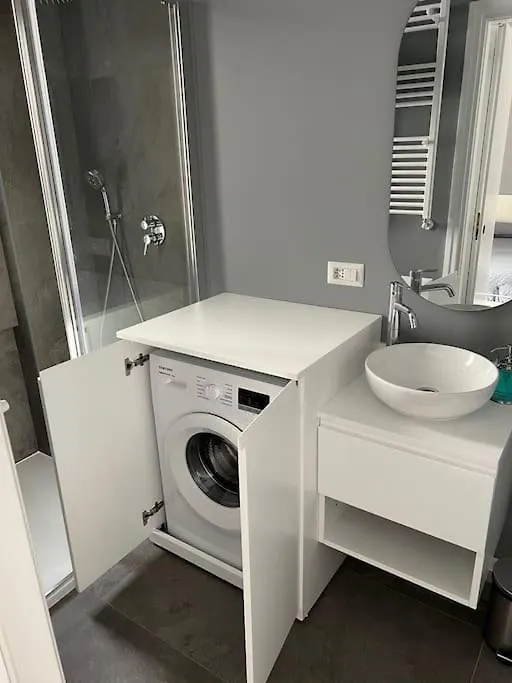 Paris Bordone House Apartment Milan