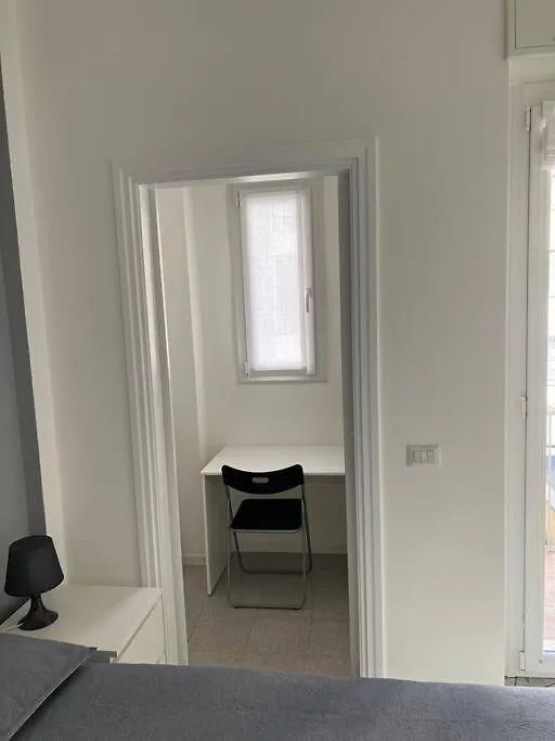 Paris Bordone House Apartment Milan