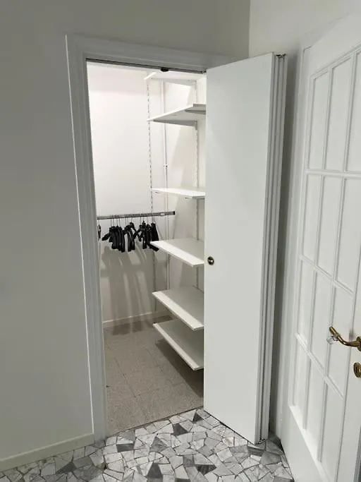 Paris Bordone House Apartment Milan Italy